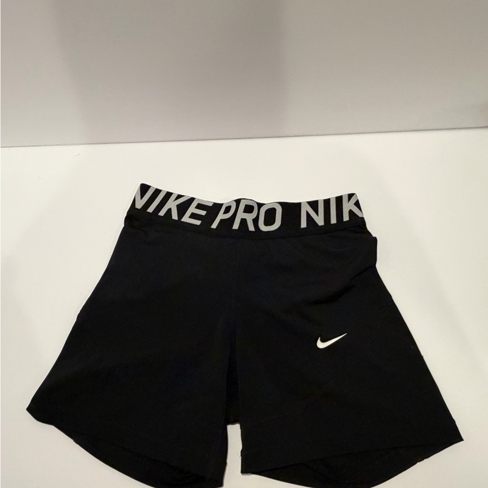 Women's Black Nike Pro Shorts 5’